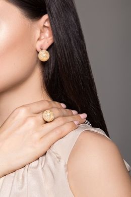 Earrings and ring. Roses