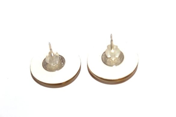 Earrings with alfalfa