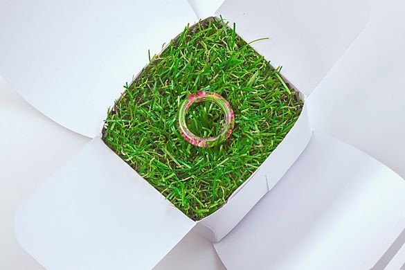 Кольцо с папоротником и цветами эрики