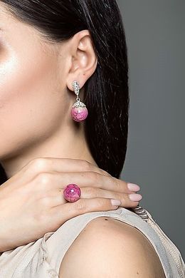 Earrings and ring with roses