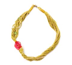 Wicker necklace with desert four o-clock