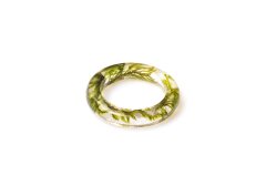 Ring with grass