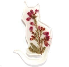 Brooch "Cat" with erica flowers