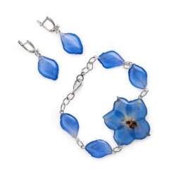 Earrings and bracelet with blue delphinium
