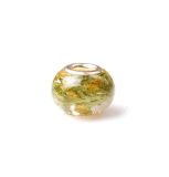 Bead with thuja